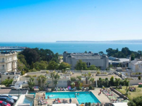 Гостиница TLH Carlton Hotel And Spa (TLH Leisure Resort)  Торки 